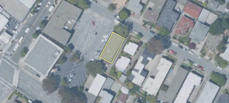 1141 Capuchino Ave