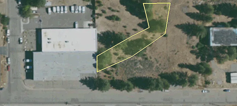 1045 Industrial Ave