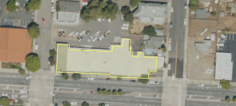 951 Grand Ave