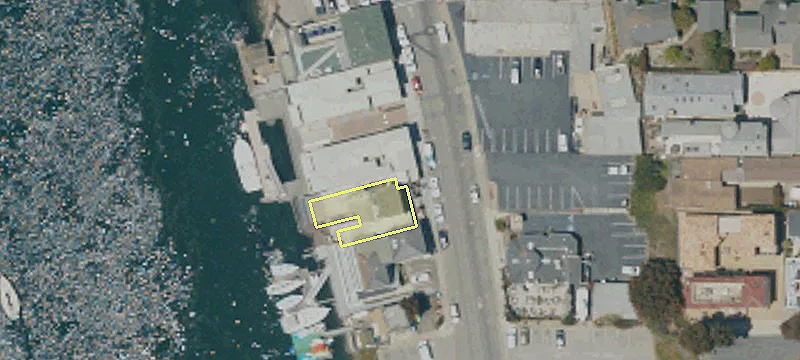 575 Embarcadero
