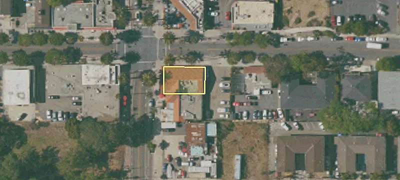 910 Embarcadero Del Norte