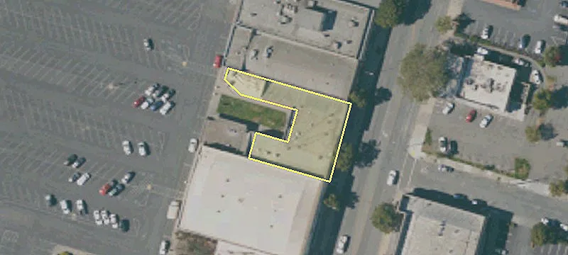 924 Main St
