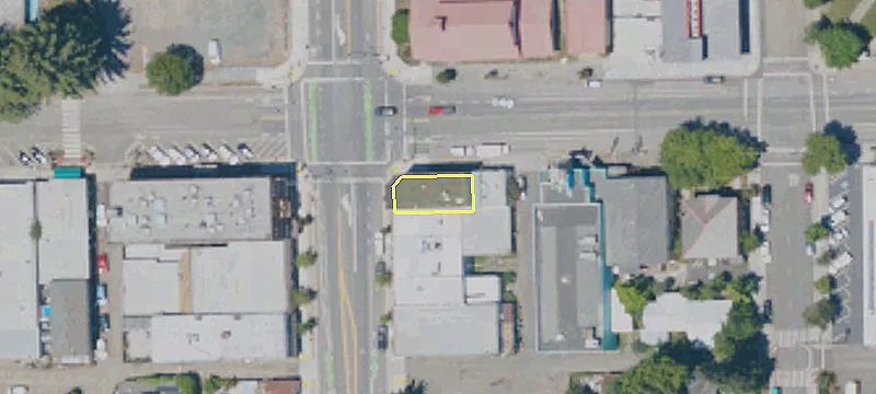 3 Main St