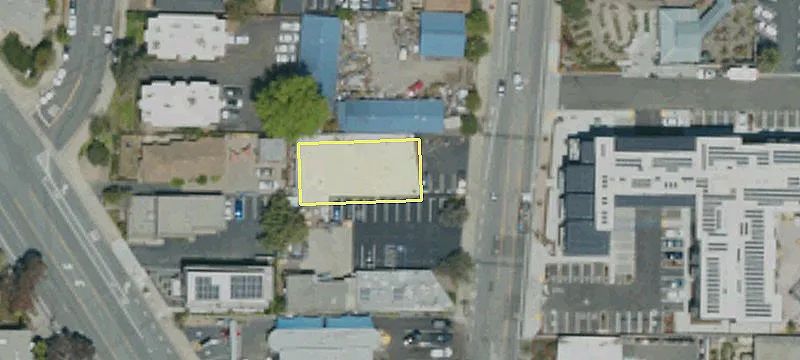 2087 Santa Barbara Ave