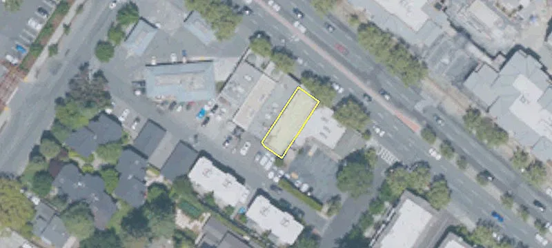 425 El Camino Real