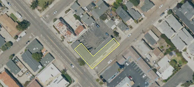 300 Dolliver St