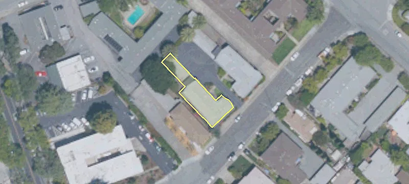 486 James Rd
