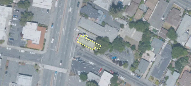 659 Woodside Rd