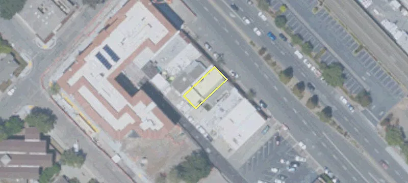 1328 El Camino Real