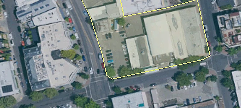 400 Healdsburg Ave