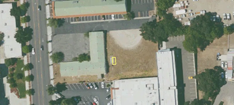 2432 Spg St