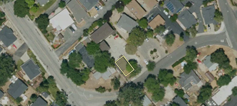 5520 Robles Ave