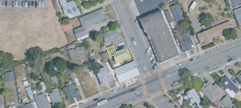 900 Western Ave