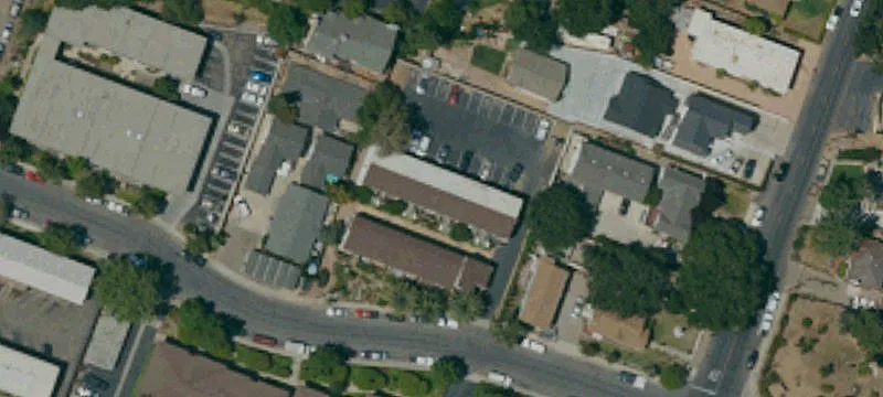 1677 Maple Ave