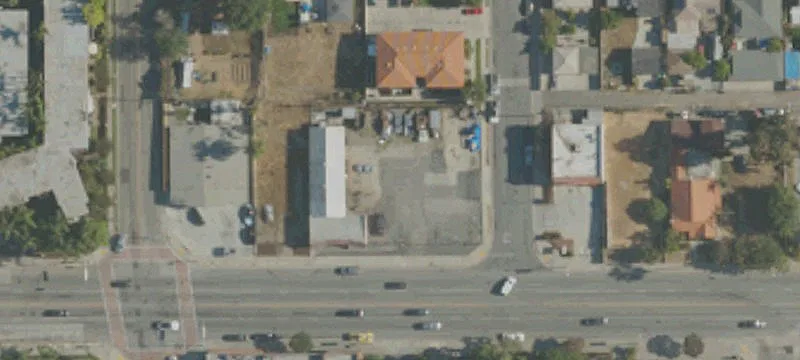 711 La Habra Blvd