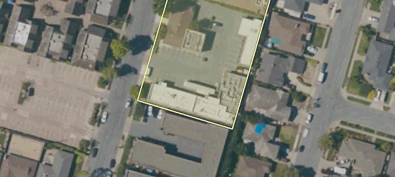 1115 Los Palos Dr
