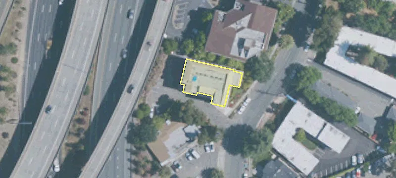 1371 Oakland Blvd