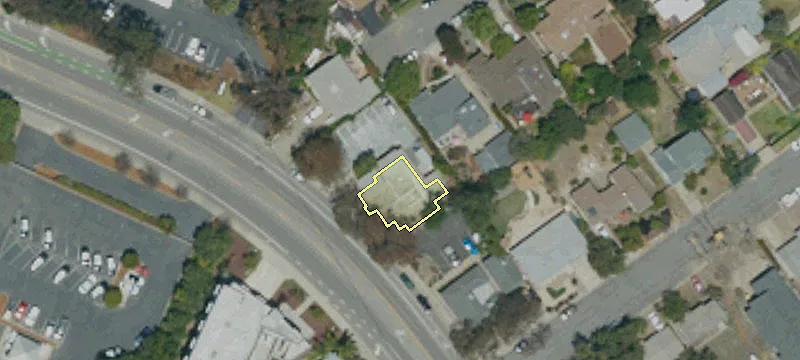 642 California Blvd