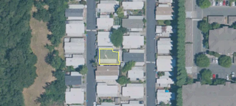 5250 Whispering Crk Dr
