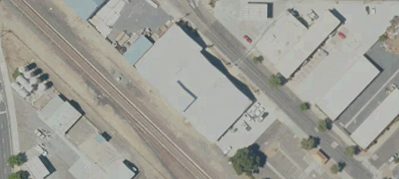 1525 Main St