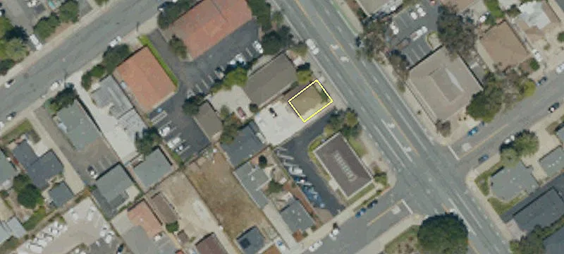 679 Santa Rosa St