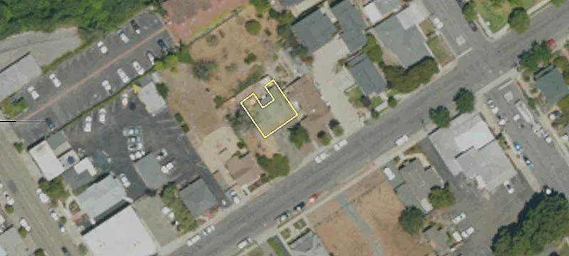 121 Nelson St