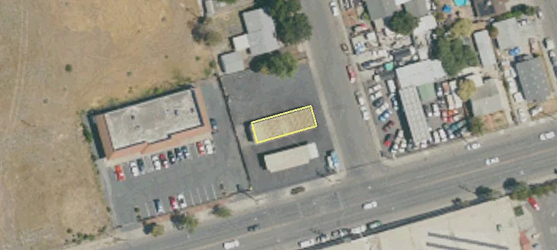 2075 Fremont St