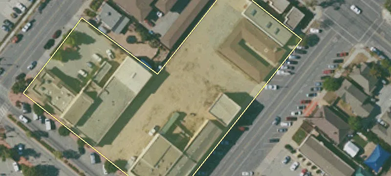 137 Main St