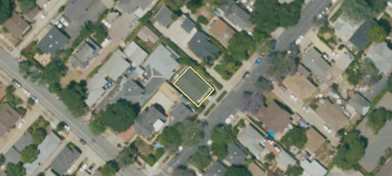 326 Sola St