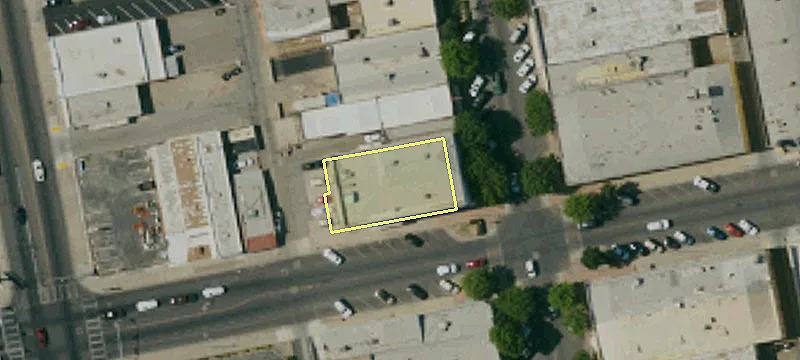 1105 Main St