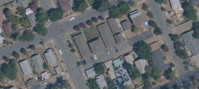 665 High St