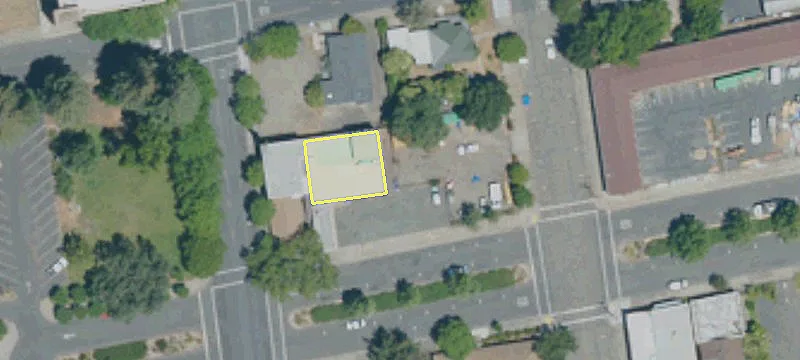 290 Seminary Ave