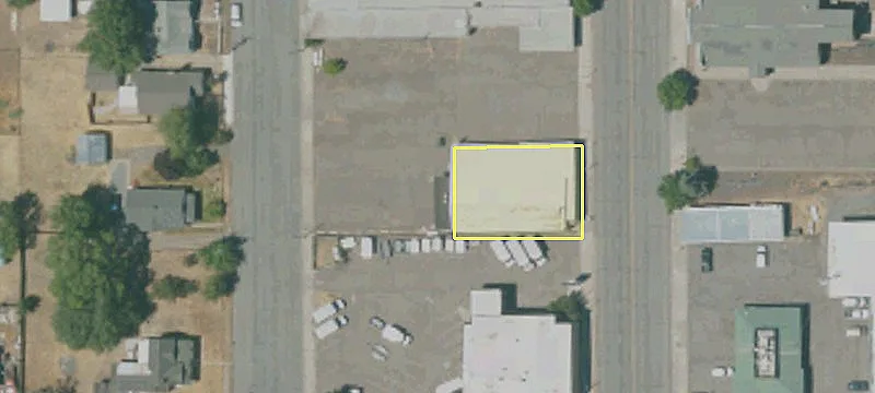 221 Main St