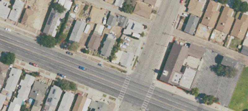 700 Kern St