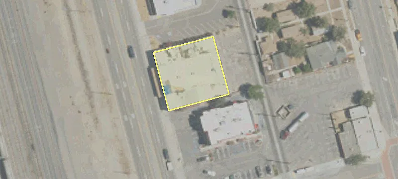15932 Sierra Hwy