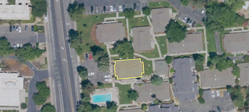 500 Pole Line Rd