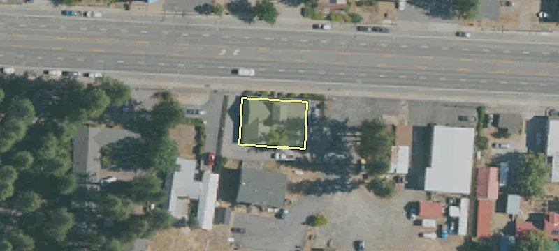 2056 Main St