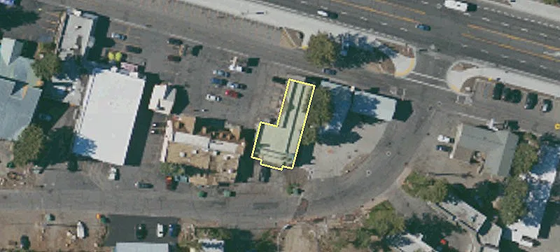 3293 Main St