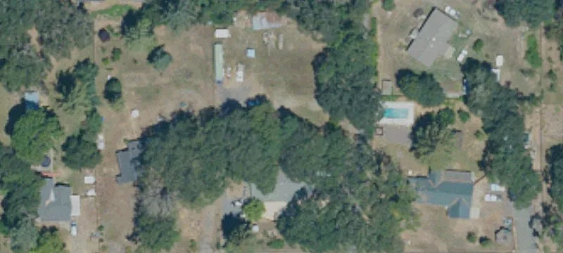 640 School Way