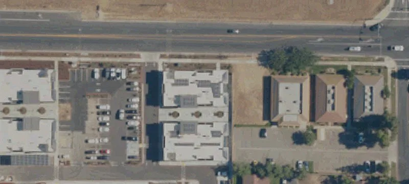 760 Almond Ave