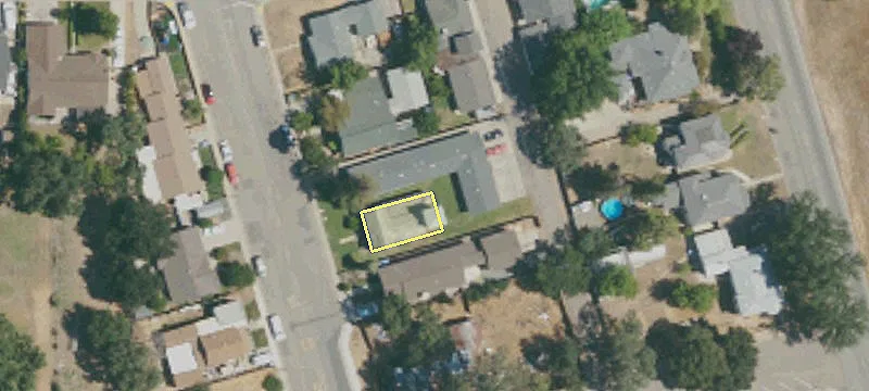 127 2nd St