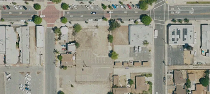 595 San Jacinto Ave