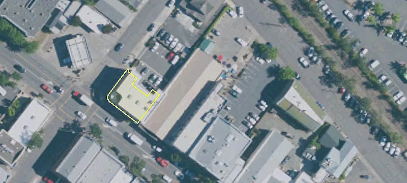 1360 Main St