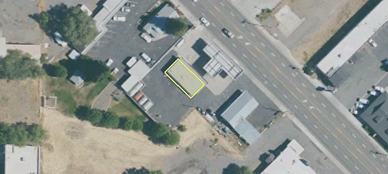 2750 Main St