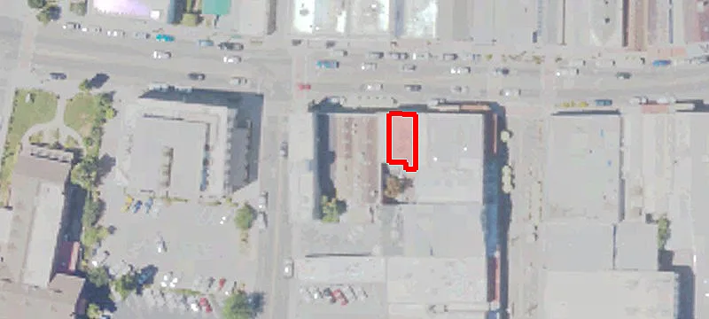 215 Main St
