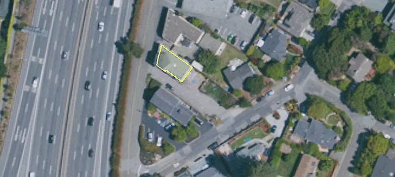 1048 Redwood Hwy Frontage Rd