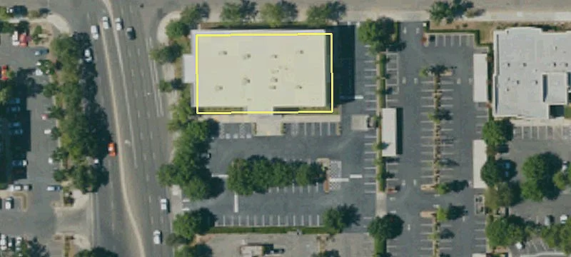 7060 Fresno St