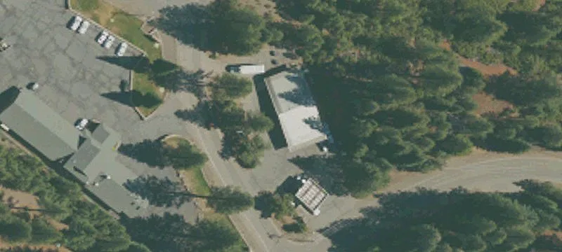 345 Peninsula Dr