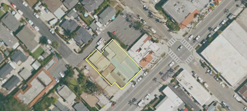 659 Linden Ave