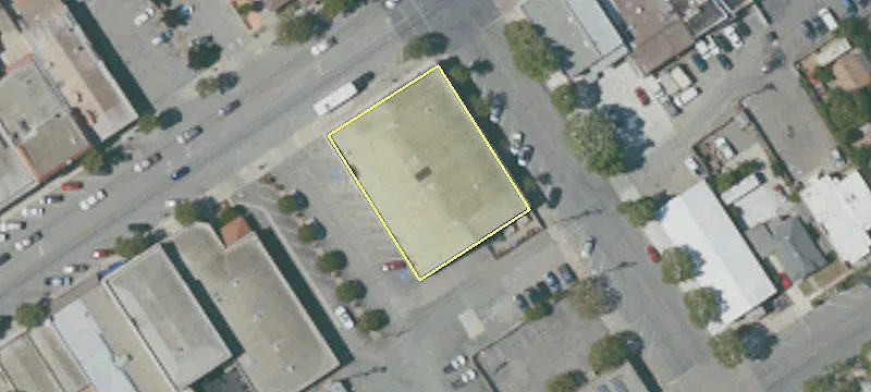 401 Broadway St